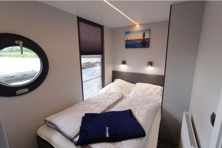 Hausboot Fjord Aries Mit Dachterrasse In Schleswig 호텔 외부 사진