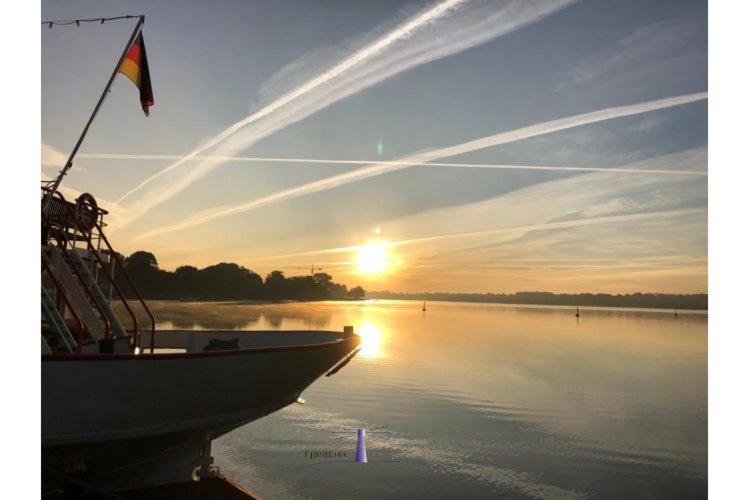 Hausboot Fjord Aries Mit Dachterrasse In Schleswig 호텔 외부 사진
