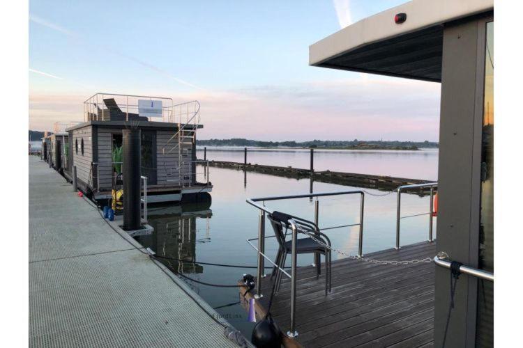 Hausboot Fjord Aries Mit Dachterrasse In Schleswig 호텔 외부 사진