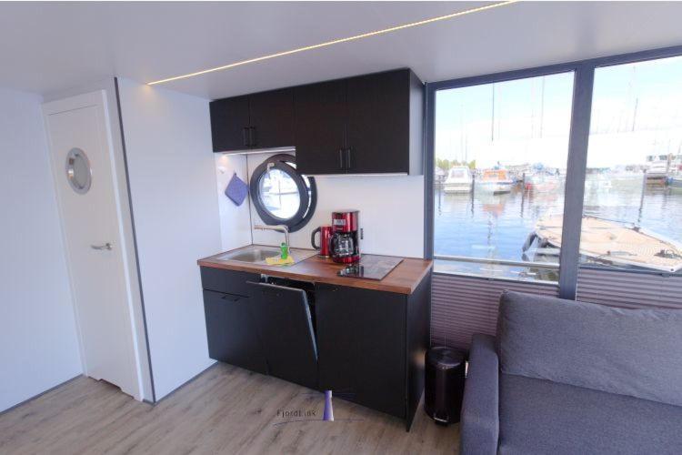 Hausboot Fjord Aries Mit Dachterrasse In Schleswig 호텔 외부 사진